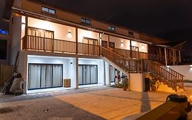 Carolekerry Apartments